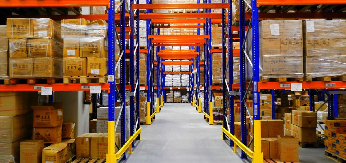 Estantería PushBack El almacenamiento perfecto para tu centro de distribución Logistica Flexible Estantería PushBack El almacenamiento perfecto para tu centro de distribución Logistica Flexible